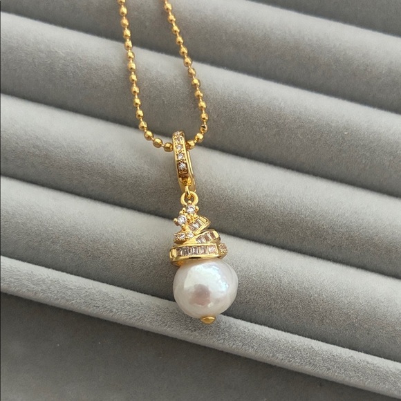 Handmade Jewelry - Gold Christmas Tree Pendant Necklace with Pearls| freshwater pearl necklace